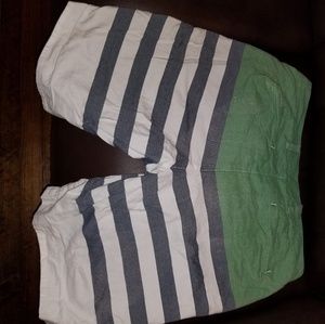 Reversible shorts. Striped/solid blue.